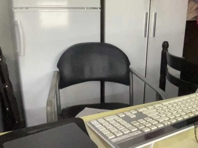 Live sex webcam photo for coach-karl #292304400