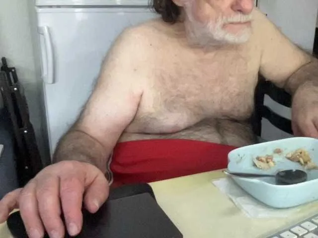 Live sex webcam photo for coach-karl #292328569