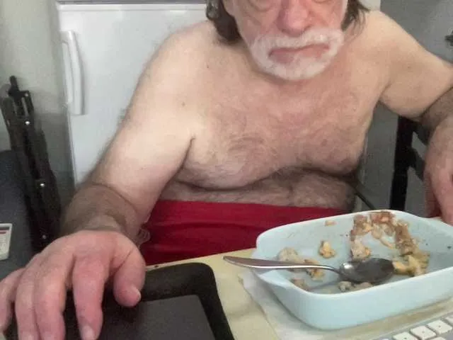 Live sex webcam photo for coach-karl #292368921