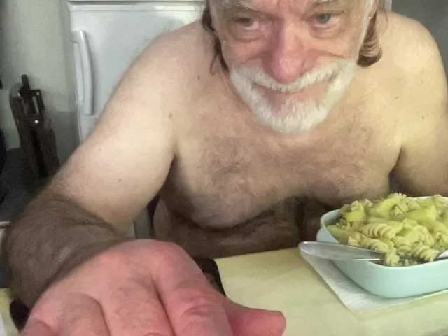 Live sex webcam photo for coach-karl #292389366