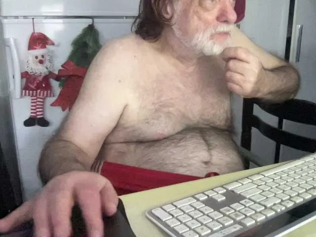 Live sex webcam photo for coach-karl #292415613