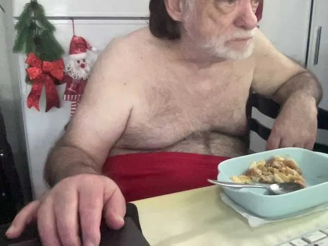 Live sex webcam photo for coach-karl #292440552