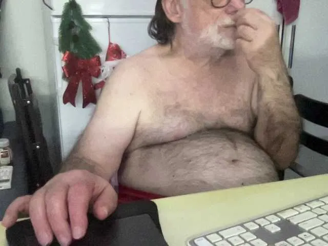 Live sex webcam photo for coach-karl #292472426