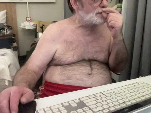 Live sex webcam photo for coach-karl #292777732