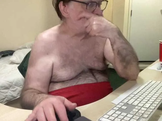 Live sex webcam photo for coach-karl #293340491
