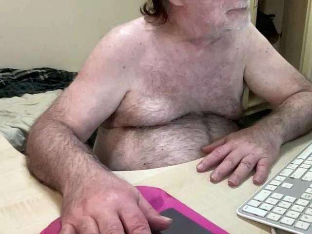 Live sex webcam photo for coach-karl #293843437