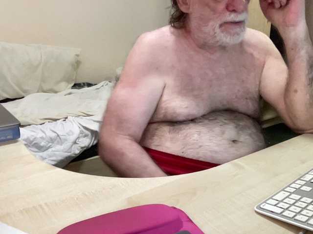Live sex webcam photo for coach-karl #293895207