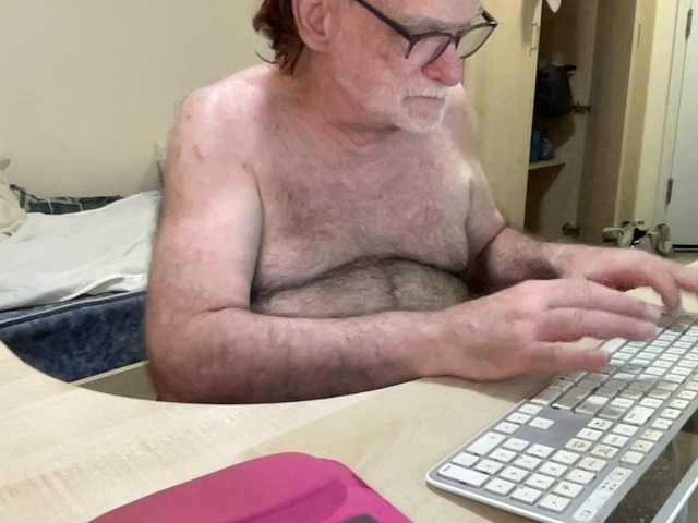Live sex webcam photo for coach-karl #293917217