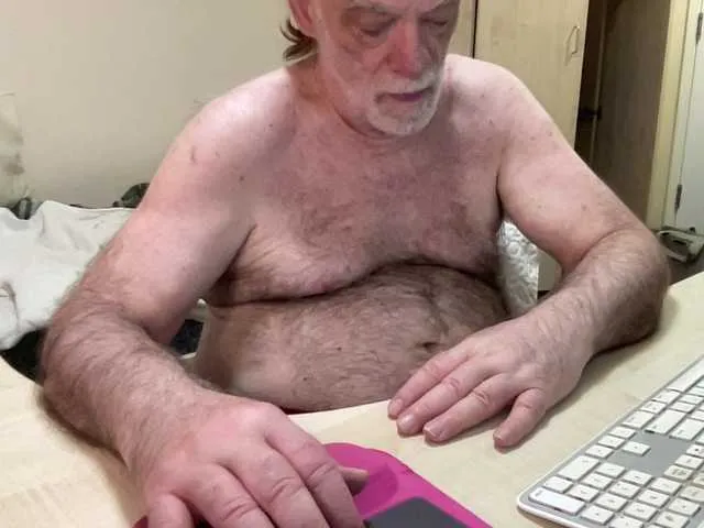 Live sex webcam photo for coach-karl #293935270