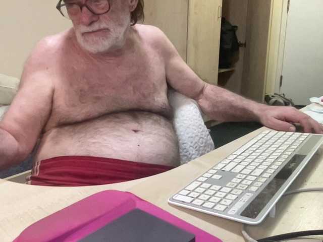 Live sex webcam photo for coach-karl #293999587
