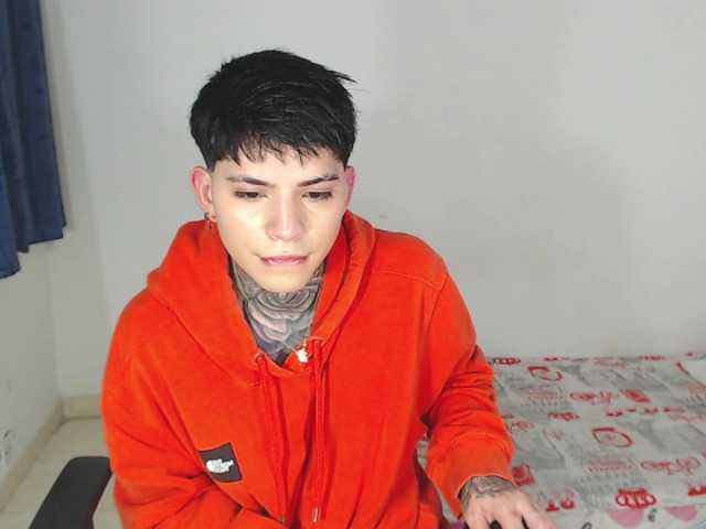 Live sex webcam photo for cockkentnice #275964027