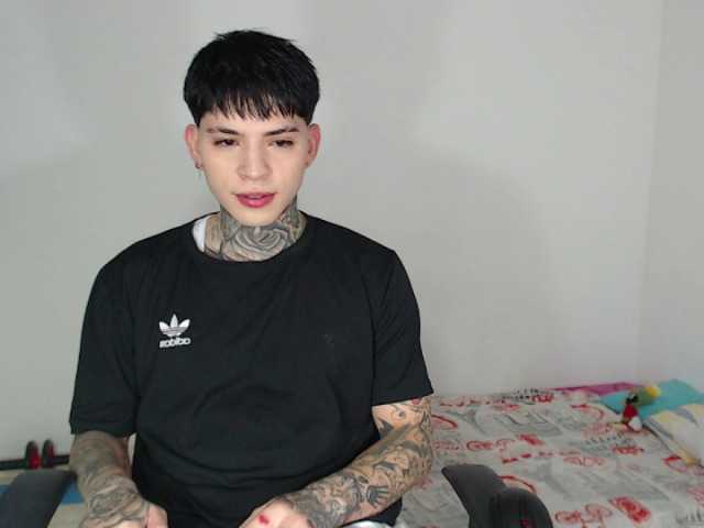 Live sex webcam photo for cockkentnice #275973895