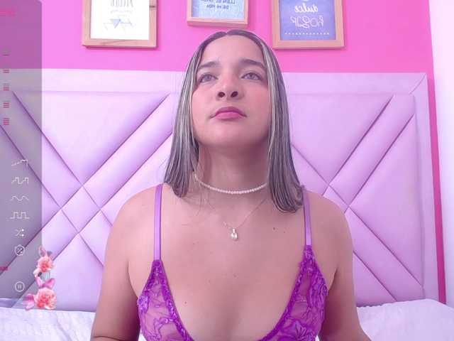 Live sex webcam photo for collegepawglovedaddy #277720288