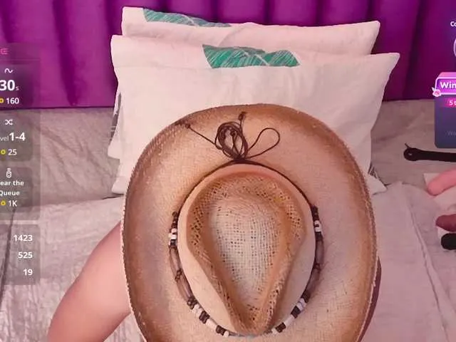 Live sex webcam photo for collegepawglovedaddy #290899816