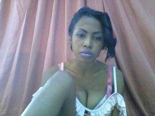 Live sex webcam photo for colombe69 #232468702