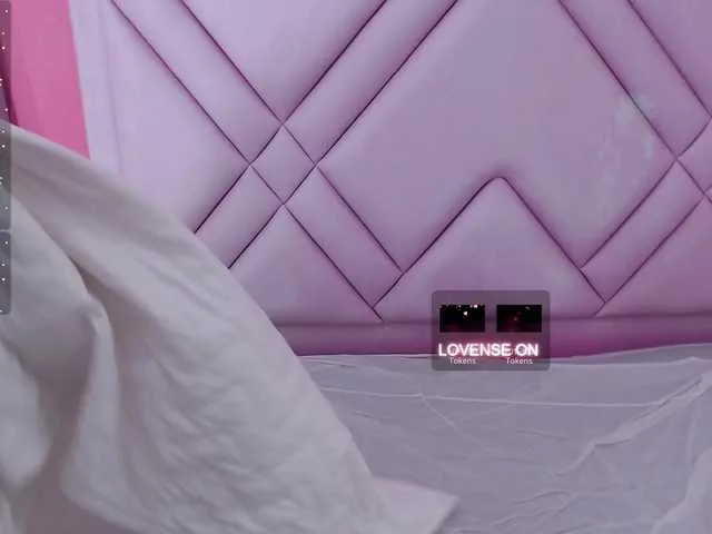 Live sex webcam photo for colombiamommy #277016607