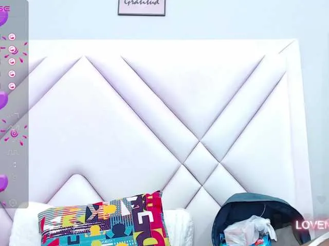 Live sex webcam photo for colombiamommy #278287257