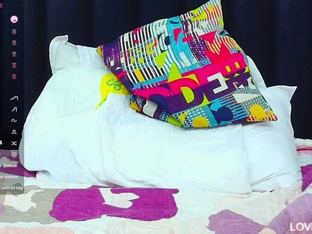 Live sex webcam photo for colombiamommy #290728599