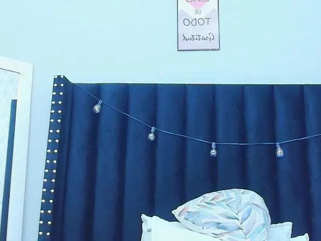 Live sex webcam photo for colombiamommy #291393234