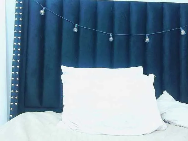 Live sex webcam photo for colombiamommy #291467975