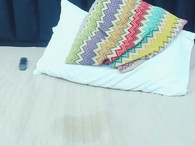 Live sex webcam photo for colombiamommy #291743104