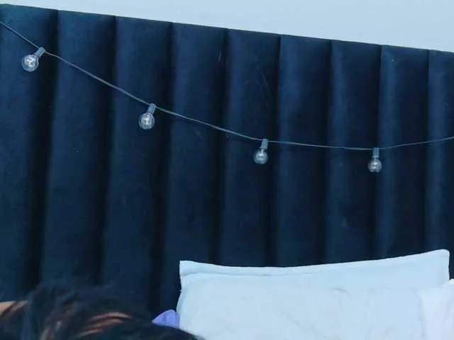 Live sex webcam photo for colombiamommy #292173295