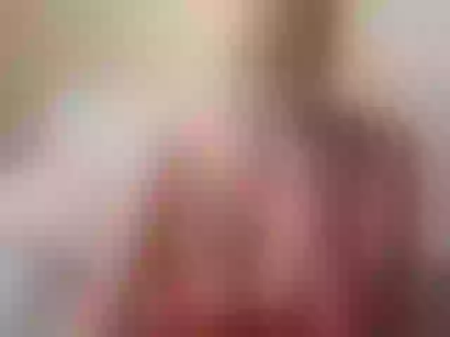 Live sex webcam photo for come2mom #272654178