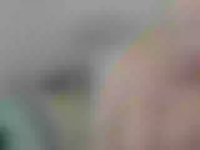 Live sex webcam photo for come2mom #273273664