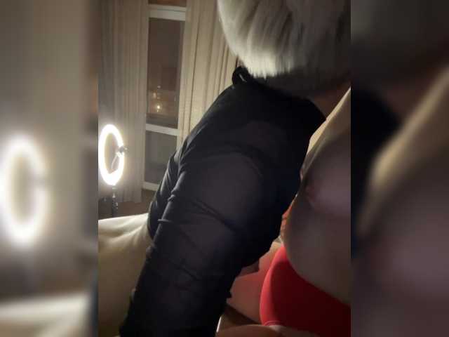 Live sex webcam photo for conceptudn3 #277176955