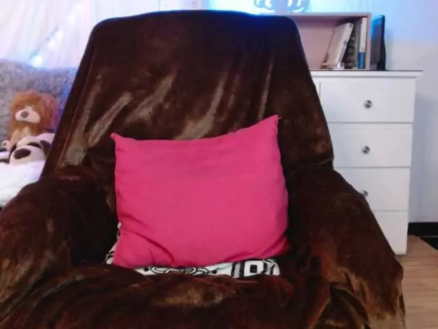 Live sex webcam photo for concubine2 #275694975