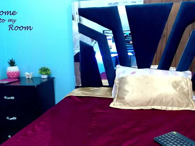 Live sex webcam photo for connie58 #273502372