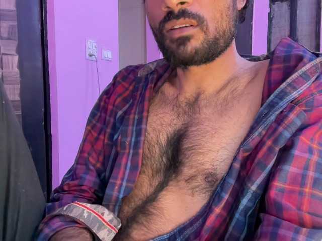 Live sex webcam photo for coolcharming #277435740