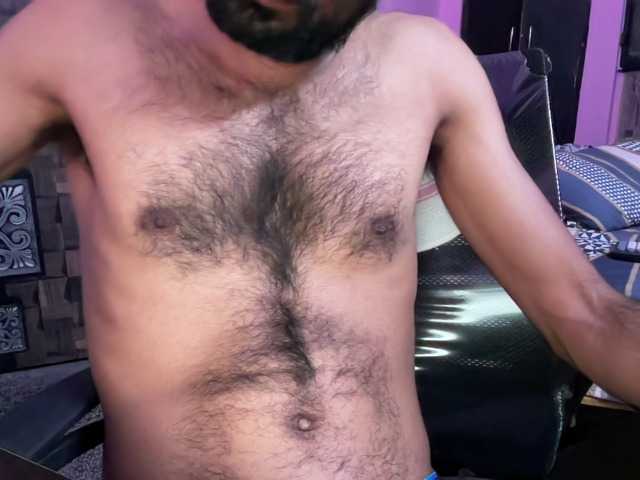 Live sex webcam photo for coolcharming #277654321