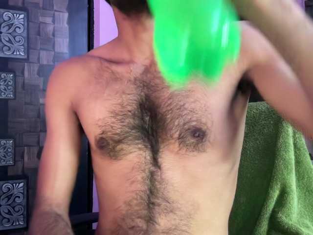 Live sex webcam photo for coolcharming #278007438