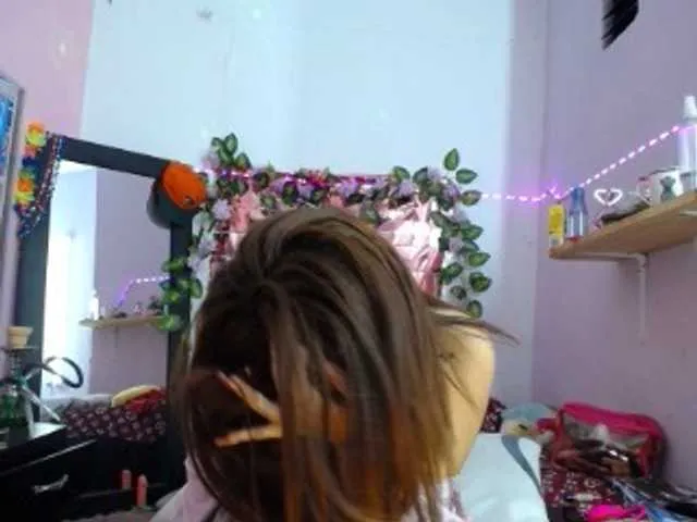 Live sex webcam photo for coraline07 #271769125