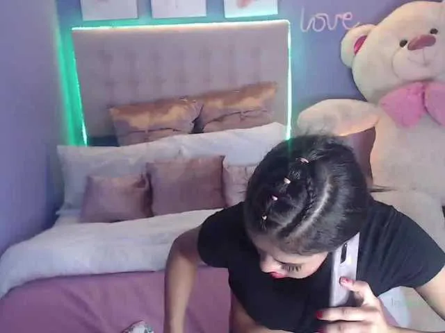 Live sex webcam photo for corallcoral #274023792