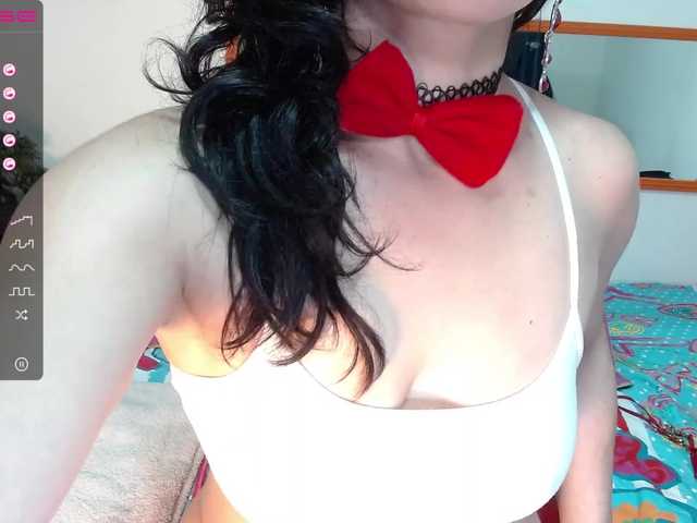 Live sex webcam photo for corypretty #271724148