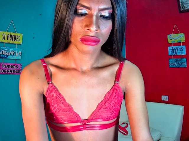 Live sex webcam photo for coupledirty1 #276644025