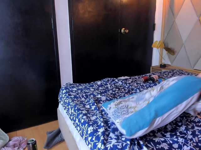 Live sex webcam photo for coupleehoorny #291166215