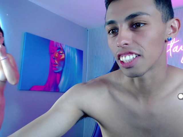 Live sex webcam photo for couplehoneyfx #277970715