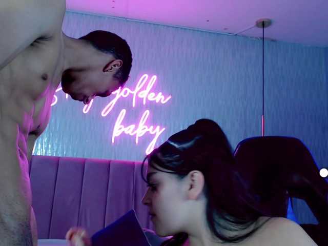 Live sex webcam photo for couplehoneyfx #277995327