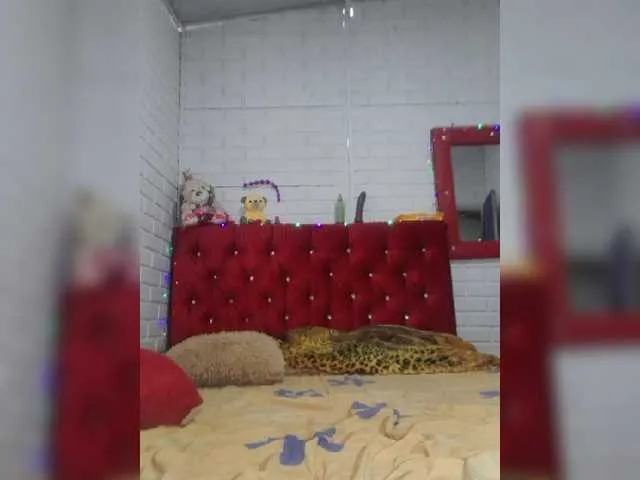 Live sex webcam photo for couplehotexta #273653118