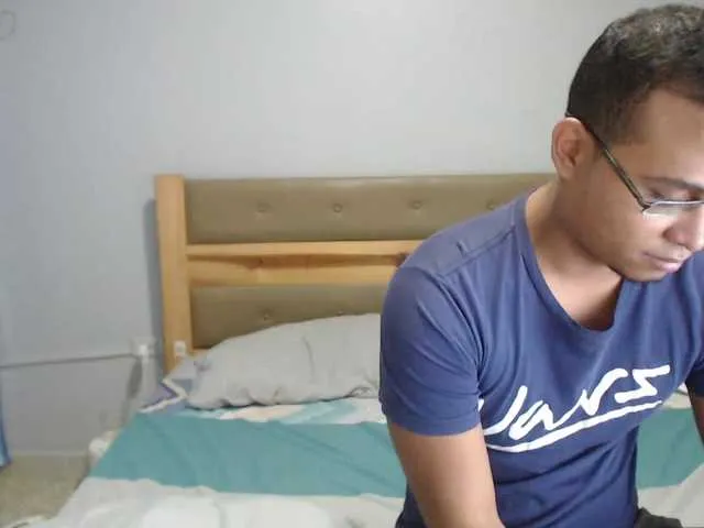 Live sex webcam photo for couplesexxx28 #276724940