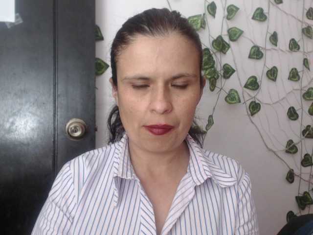 Live sex webcam photo for couplex-777 #272658527