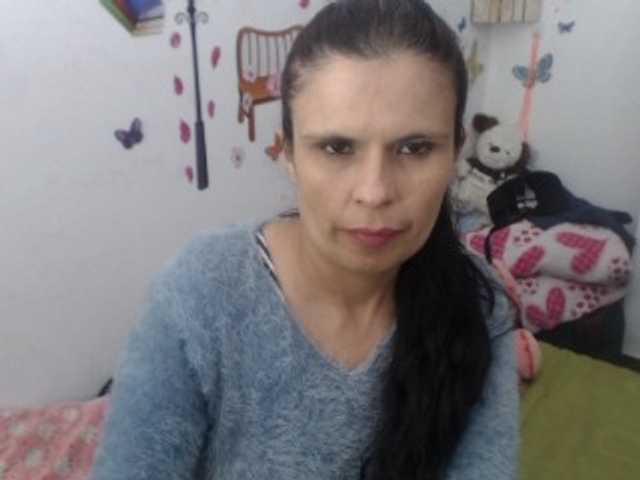 Live sex webcam photo for couplex-777 #272870499