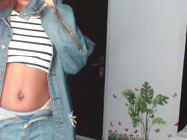 Live sex webcam photo for cow--girl #275550147
