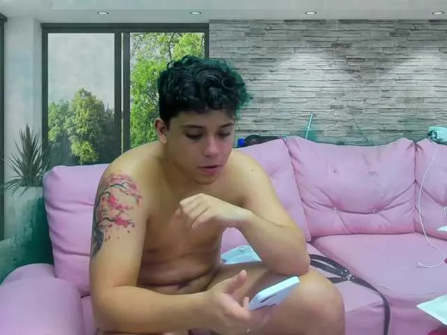 Live sex webcam photo for crazyfor-sex #273883598