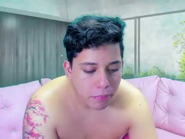 Live sex webcam photo for crazyfor-sex #274039934