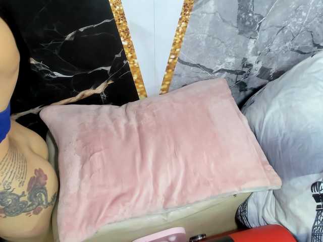 Live sex webcam photo for crazyfor-sex #291979553