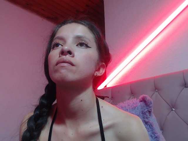 Live sex webcam photo for crazyhot69 #276068872